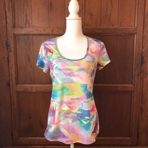 Lucy Tech Rainbow Geometric Short Sleeve Tee